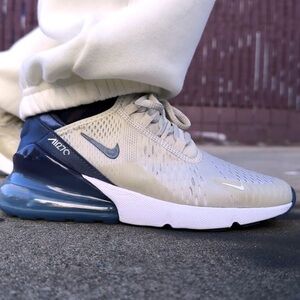 Nike Air Max 270 Sneakers